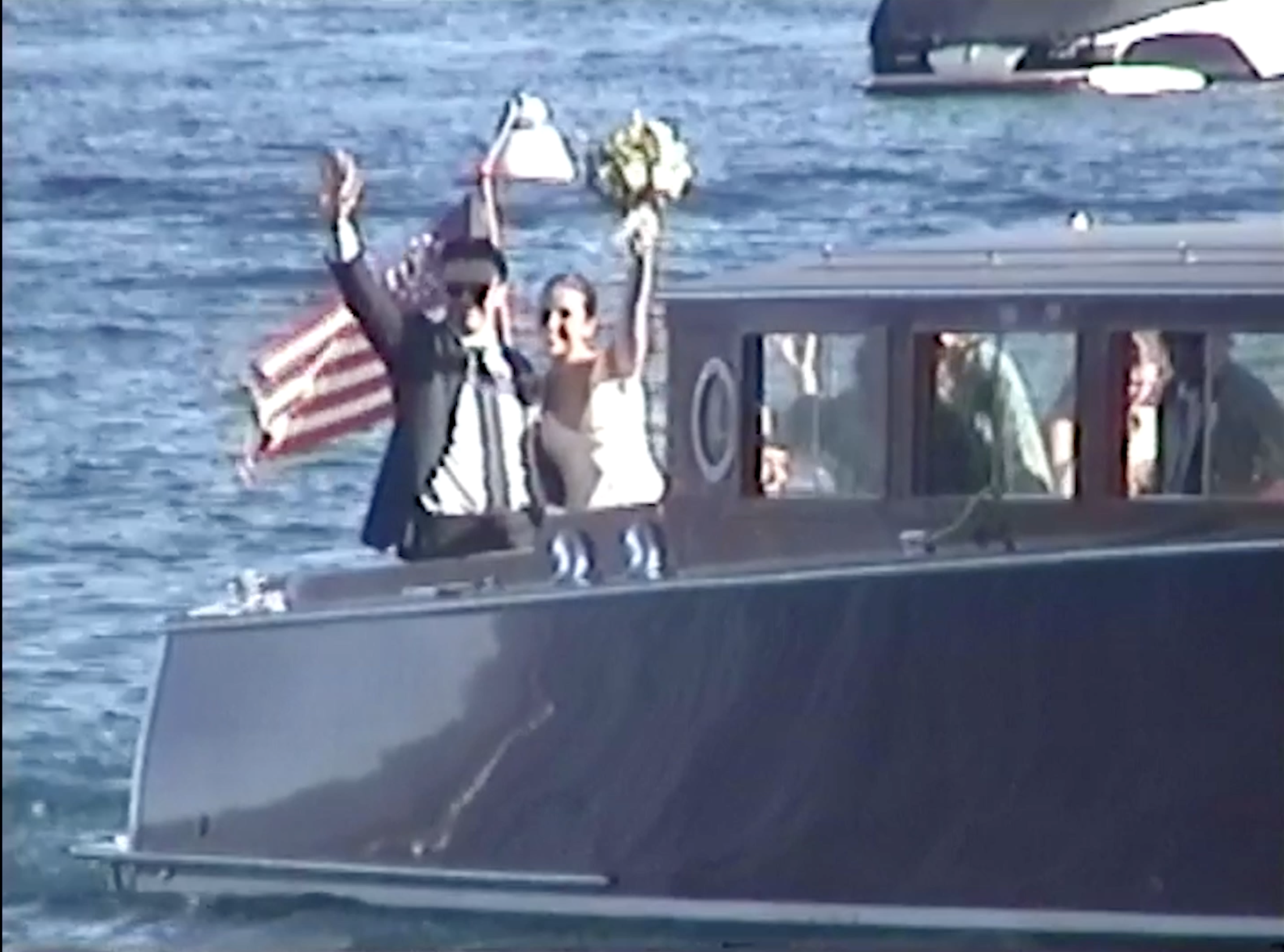 Boat entrance wedding moment